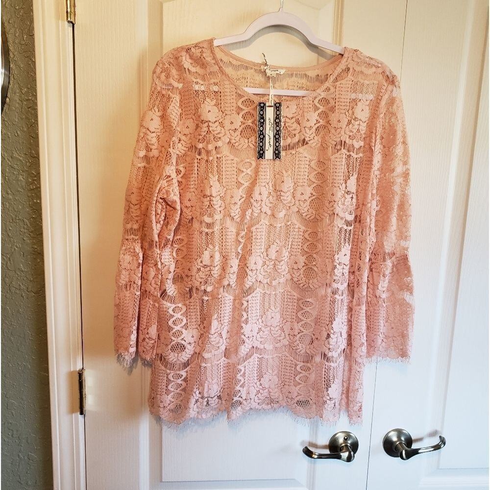 ULTRA Pink new camisole with bell sleeve lace over shirt XL